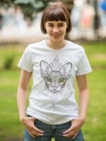 Футболка жіноча “Сфінкс” біла з машинною вишивкою котика