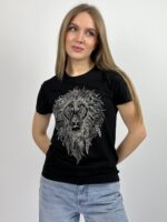 Стильна футболка жіноча чорна з вишивкою Лев